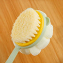 فرشاة استحمام مزدوجة الجهتين بمقبض طويل – شعيرات ناعمة وليفة للتقشير والتنظيف العميق