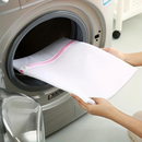 Set of 6 Mesh Laundry Bags To Protect Laundry Inside The Washing Machine