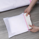 Set of 6 Mesh Laundry Bags To Protect Laundry Inside The Washing Machine