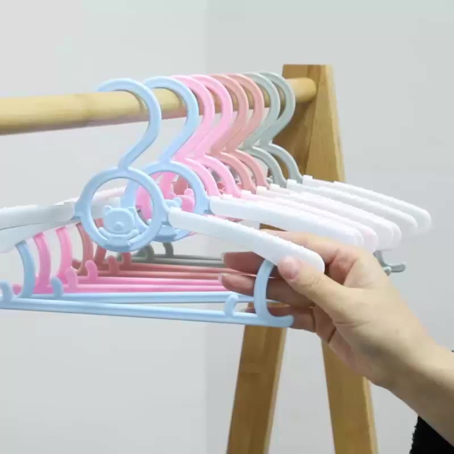 Set of 3 Multi-Layer Bear Design Hangers - Space-Saving, Durable, and Cute for Kids' Clothes