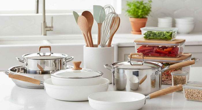 Non-toxic cookware and food containers on a worktop