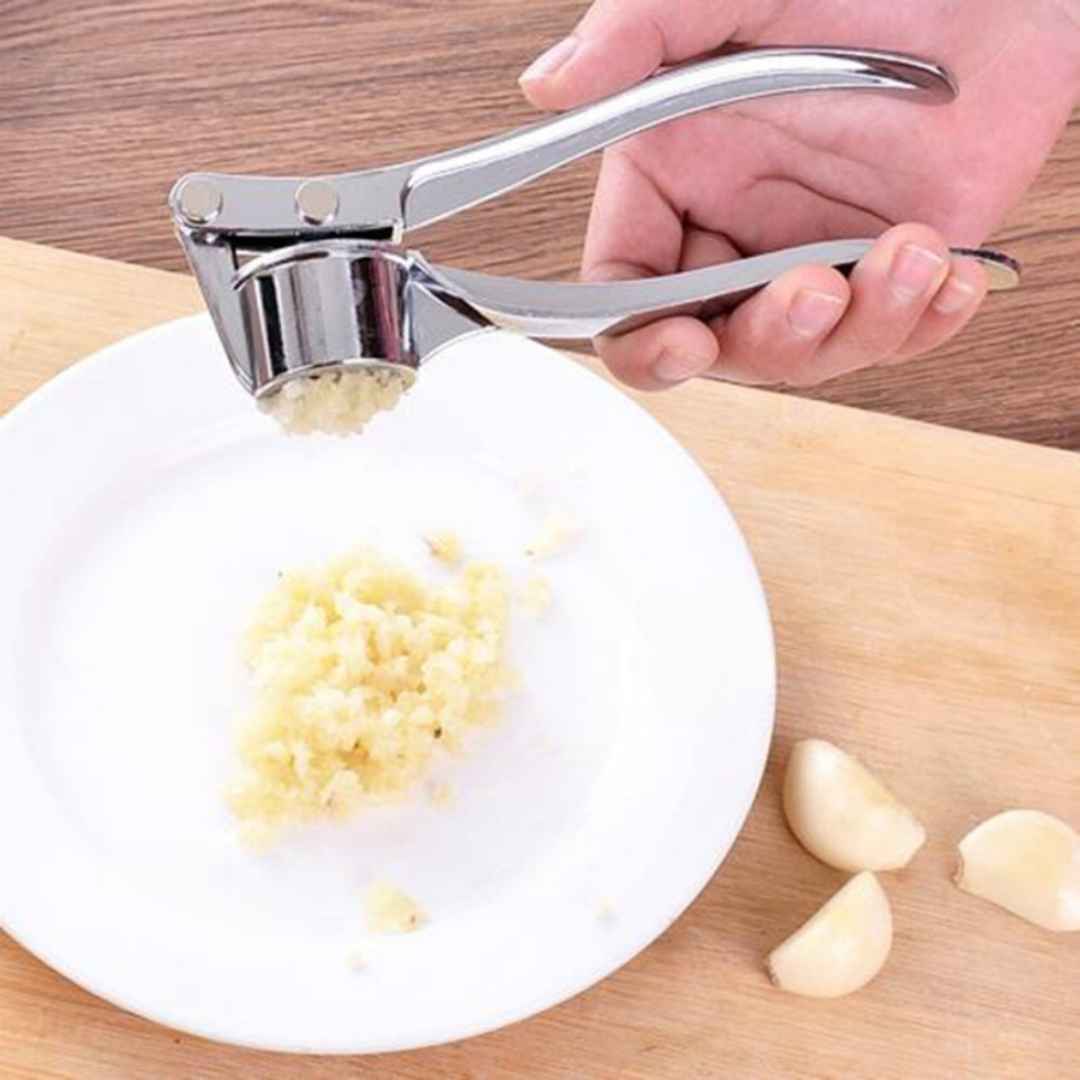 Heavy-duty garlic press tool for quick and clean garlic prep | Cupindy