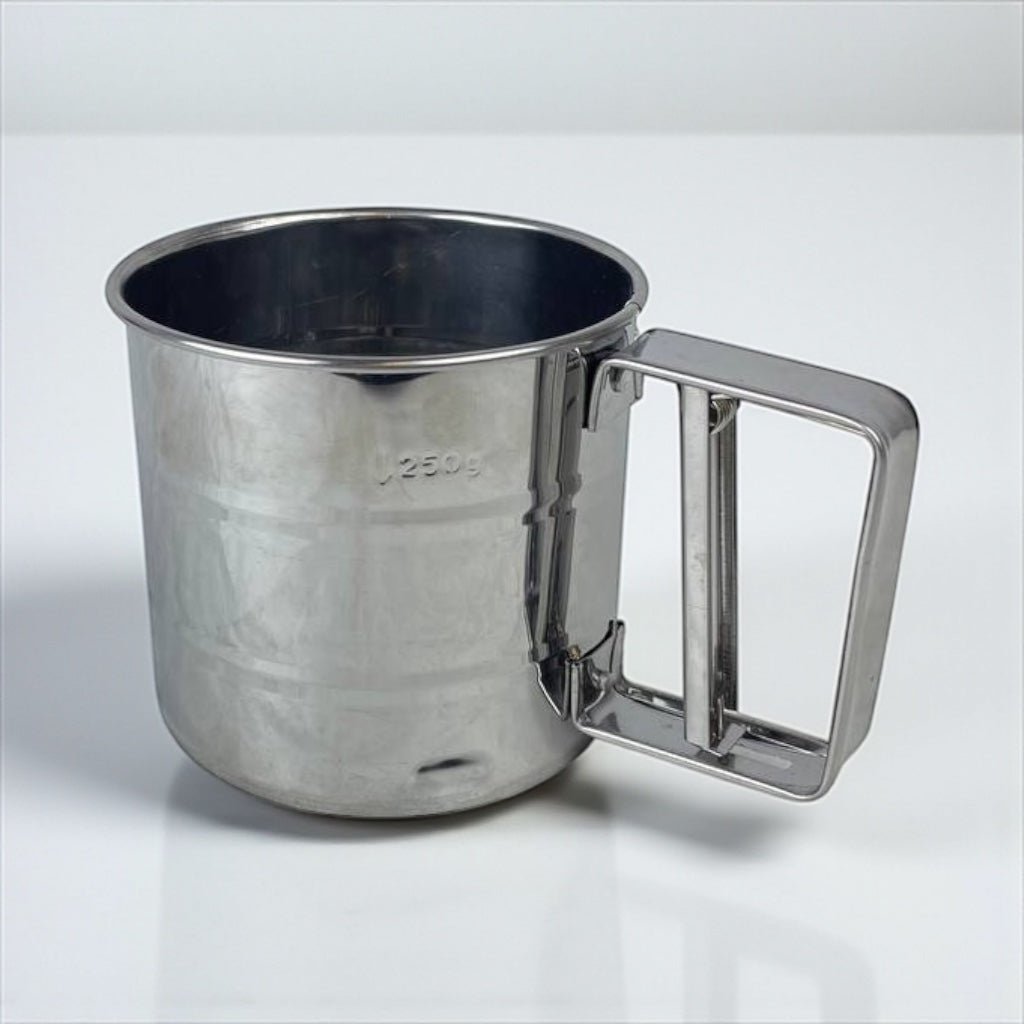 Stainless Steel Flour Sifter - Single Layer Baking Tool & Powder Sugar Sieve