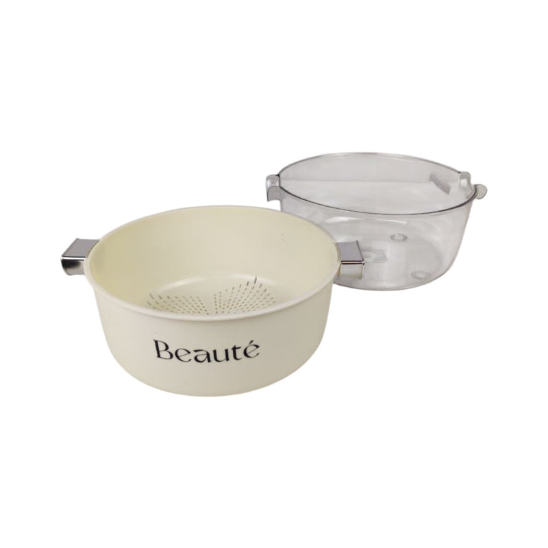 Beige colander with clear lid on a white background, featuring the brand 'Beaçé'.