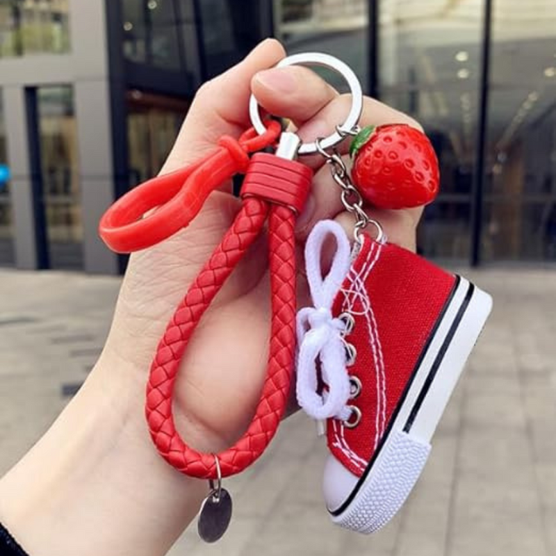 1 Piece 3D Sneaker Keychain