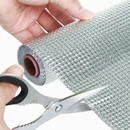 Durable aluminum foil insulation roll with bubble layer for thermal protection