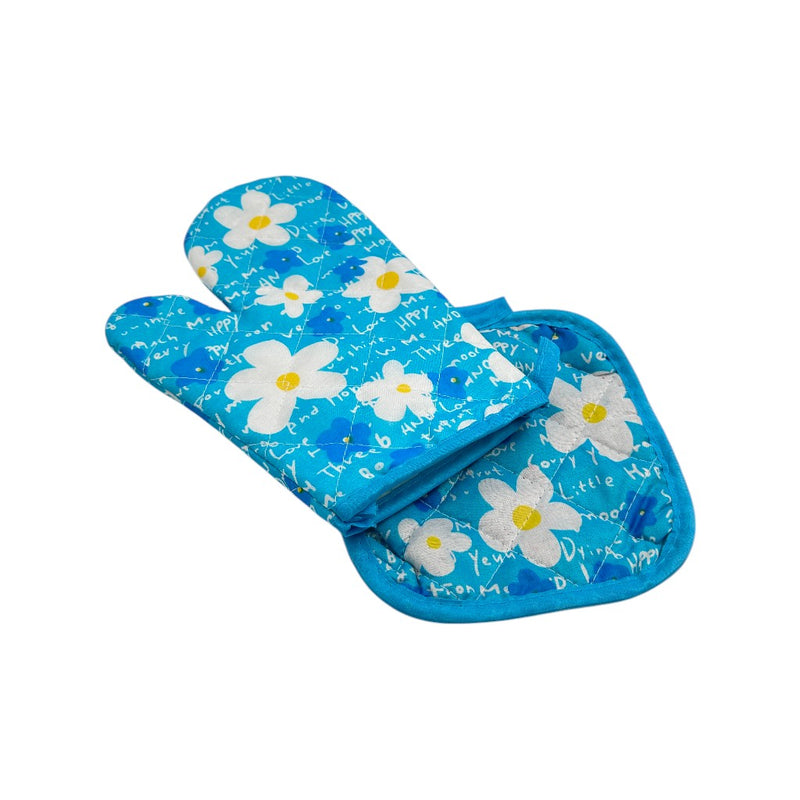 Blue oven mitt and pot holder set with white daisy flower print, side view on white background
