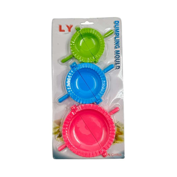 Foldable dumpling molds for clean sealing and uniform snack presentation