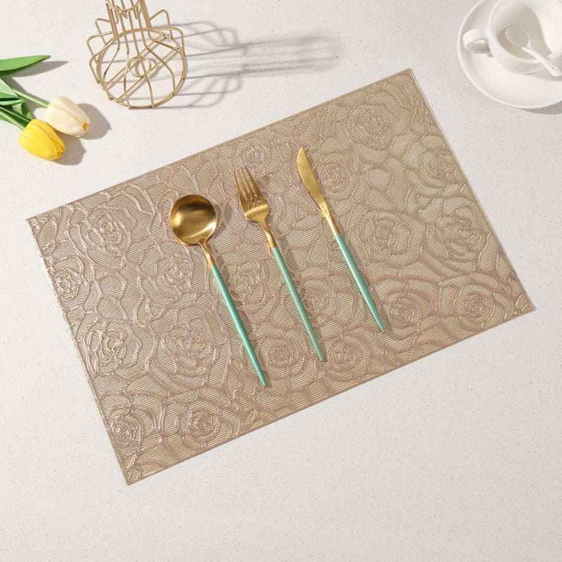 Elegant dining placemat with leaf pattern – resistant to heat and water