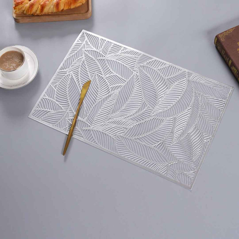Heat-resistant table mat with elegant look for modern dining setup