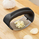 1Pcs Garlic Crusher Stainless Steel Manual Garlic Press Mincer Chopping Kitchen Garlic Tool Vegetable Fruit Gadgets Accessories
